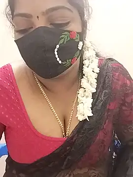Snapshot of Sindhu-31 chatting on 06-11-26, 02:48 Sindhu-31 online show from 06-11-26, 02:48
