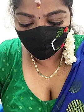 Snapshot of Sindhu-31 chatting on 06-30-26, 05:41 Sindhu-31 online show from 06-30-26, 05:41