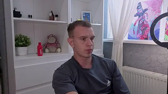 Snapshot of Max_Kunn chatting on 07-03-26, 09:48 Max Kunn online show from 07-03-26, 09:48