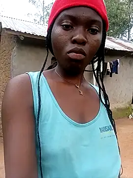 Snapshot of QUEEN_SOPHIE037 chatting on 06-04-26, 03:29 QUEEN SOPHIE037 online show from 06-04-26, 03:29