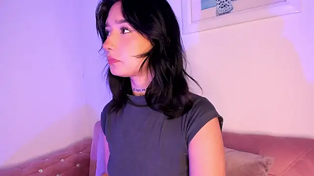 Snapshot of SophieMoneet chatting on 07-10-26, 12:41 SophieMoneet online show from 07-10-26, 12:41