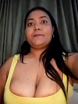 Snapshot of DEISY_8670 chatting on 06-30-26, 10:38 DEISY 8670 online show from 06-30-26, 10:38
