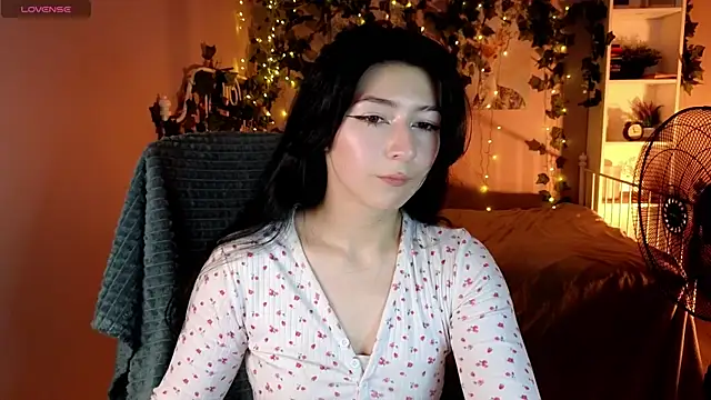 Vanessa LimX online show from 06-04-26, 01:06