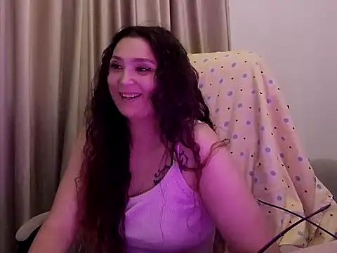 Snapshot of Lola_Creolla chatting on 05-26-26, 02:57 Lola Creolla online show from 05-26-26, 02:57