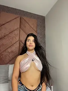 Snapshot of Amel_Rosse chatting on 06-07-26, 02:32 Amel Rosse online show from 06-07-26, 02:32
