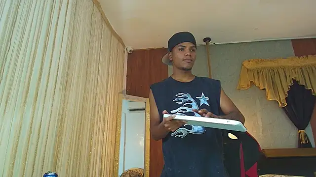 artur collins  online show from 06-14-26, 02:24