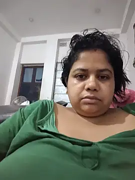 Snapshot of nuru124 chatting on 06-06-26, 07:51 nuru124 online show from 06-06-26, 07:51