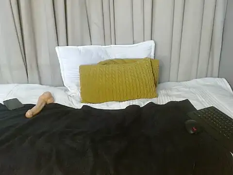 BiancasRoom online show from 06-15-26, 09:39