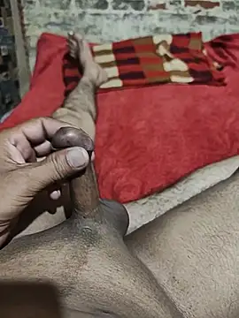 Snapshot of reshmahotcpl00 chatting on 07-05-26, 04:14 reshmahotcpl00 online show from 07-05-26, 04:14