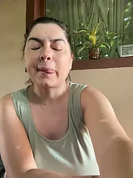 Snapshot of evaxxxcurvyxxx chatting on 07-09-26, 05:33 evaxxxcurvyxxx online show from 07-09-26, 05:33
