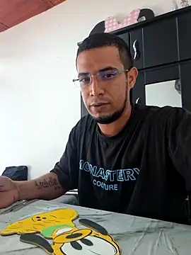 Snapshot of Cardonahot96 chatting on 06-05-26, 04:35 Cardonahot96 online show from 06-05-26, 04:35
