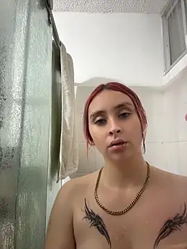 Snapshot of Sophia_LuxxX chatting on 06-07-26, 01:54 Sophia LuxxX online show from 06-07-26, 01:54