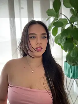 SarahRiveros online show from 06-25-26, 08:13