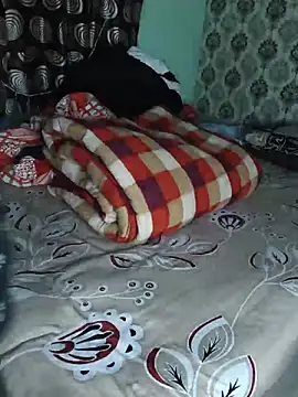 Snapshot of love_kaur chatting on 06-07-26, 03:43 love kaur online show from 06-07-26, 03:43