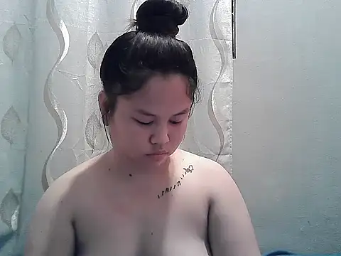 ThePrettySecret online show from 06-07-26, 10:19