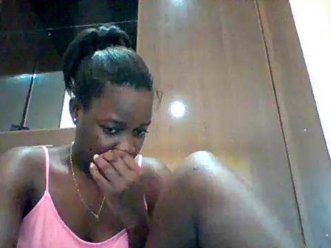 Snapshot of zainaxxxxx chatting on 06-13-26, 10:46 zainaxxxxx online show from 06-13-26, 10:46
