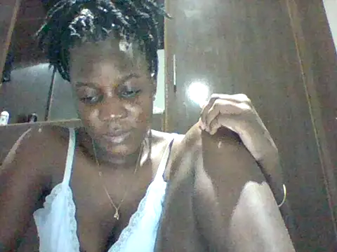 Snapshot of zainaxxxxx chatting on 06-30-26, 06:42 zainaxxxxx online show from 06-30-26, 06:42