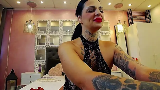 Kalyystra online show from 07-18-26, 06:17