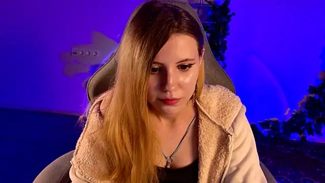 Snapshot of LilitEverly chatting on 05-30-26, 10:12 LilitEverly online show from 05-30-26, 10:12