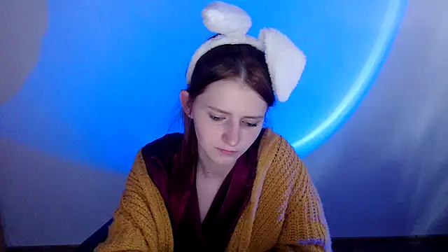 Snapshot of ViolaHot_ chatting on 06-02-26, 06:59 ViolaHot online show from 06-02-26, 06:59
