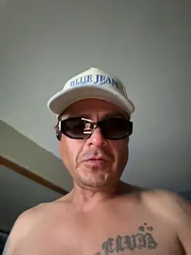 Jlsaxxx69989 online show from 06-05-26, 10:21