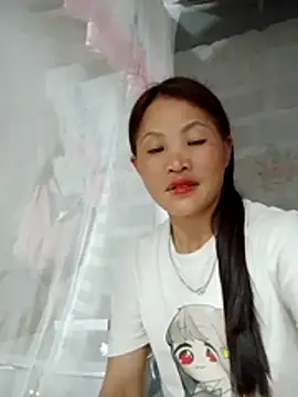 Snapshot of Malin_9k chatting on 06-02-26, 04:31 Malin 9k online show from 06-02-26, 04:31