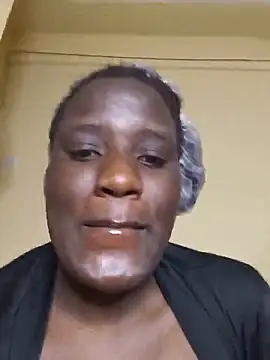 Snapshot of Angel-Yami chatting on 06-16-26, 09:28 Angel-Yami online show from 06-16-26, 09:28