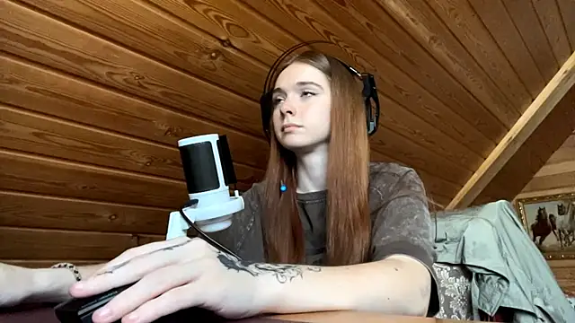 Snapshot of MariaLake chatting on 06-29-26, 04:19 MariaLake online show from 06-29-26, 04:19