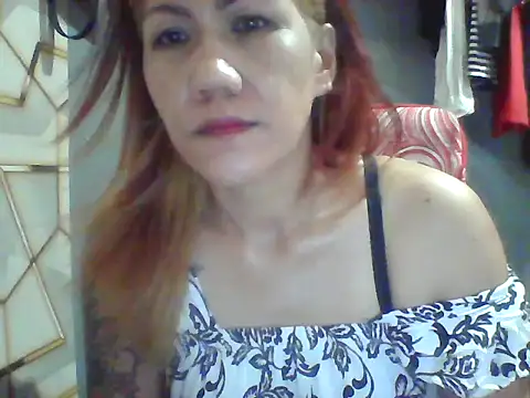 Snapshot of pinayheartaker chatting on 06-24-26, 02:43 pinayheartaker online show from 06-24-26, 02:43