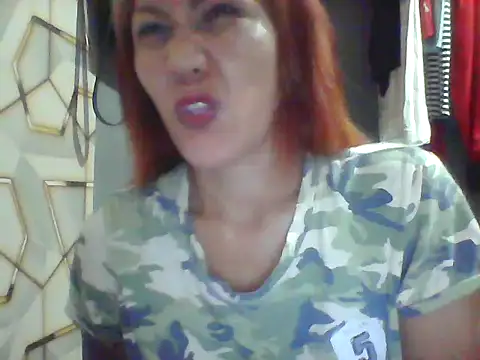 Snapshot of pinayheartaker chatting on 06-26-26, 01:15 pinayheartaker online show from 06-26-26, 01:15