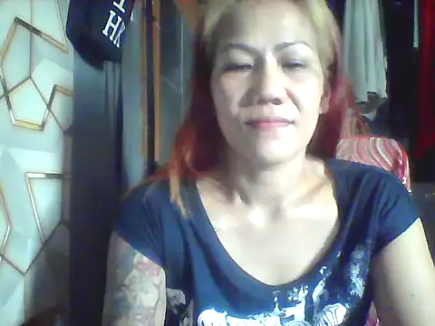 Snapshot of pinayheartaker chatting on 07-11-26, 02:36 pinayheartaker online show from 07-11-26, 02:36