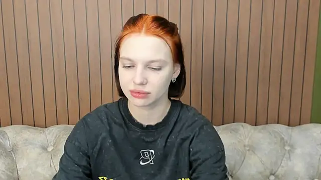 Snapshot of Nora_Finch chatting on 06-16-26, 10:18 Nora Finch online show from 06-16-26, 10:18