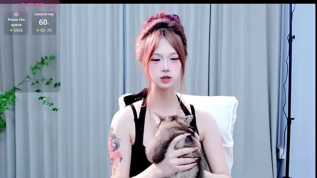 Snapshot of qing-gugu chatting on 06-23-26, 07:50 qing-gugu online show from 06-23-26, 07:50