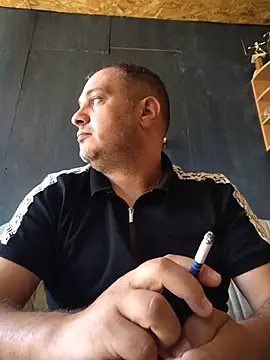 Snapshot of Johnsugar58 chatting on 06-18-26, 11:36 Johnsugar58 online show from 06-18-26, 11:36