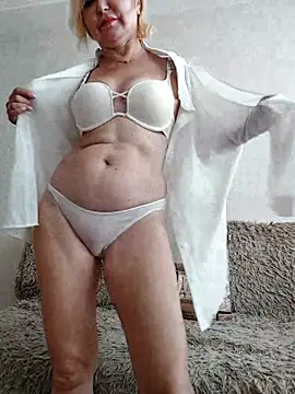 Snapshot of MilaLoveX chatting on 07-05-26, 07:48 MilaLoveX online show from 07-05-26, 07:48
