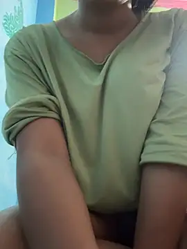 Snapshot of callme-sugarpieee chatting on 05-28-26, 12:24 callme-sugarpieee online show from 05-28-26, 12:24
