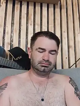Snapshot of Nicedickolo chatting on 06-19-26, 05:28 Nicedickolo online show from 06-19-26, 05:28