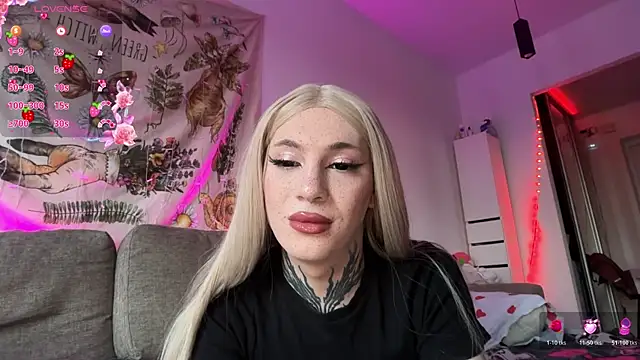 Chloecherry online show from 07-19-26, 06:22
