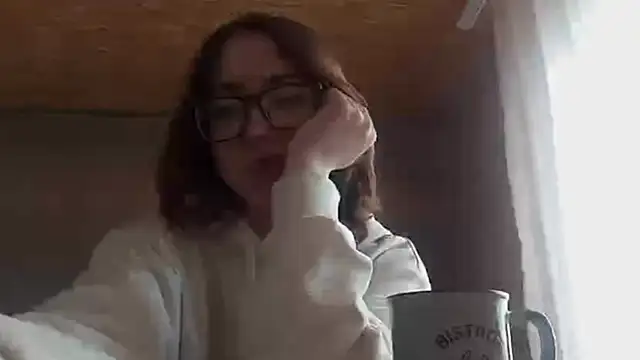 OliviaMoment online show from 06-04-26, 09:59