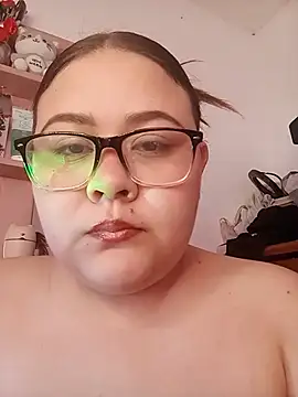 VeryGirlhot online show from 05-31-26, 07:59