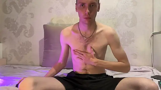 Snapshot of LiamShadow_ chatting on 06-11-26, 12:47 LiamShadow online show from 06-11-26, 12:47