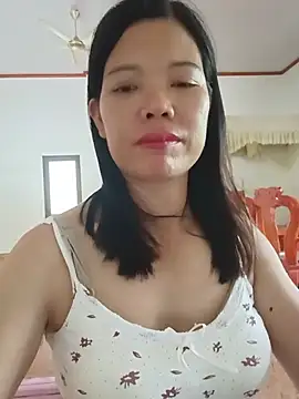 Snapshot of -Maya-a chatting on 07-01-26, 04:47 -Maya-a online show from 07-01-26, 04:47