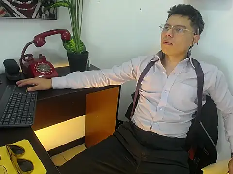Snapshot of AquilesTaylor chatting on 07-18-26, 12:53 AquilesTaylor online show from 07-18-26, 12:53