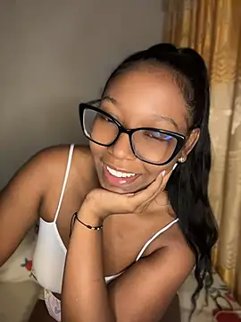 Snapshot of chell_iivy chatting on 07-16-26, 05:35 chell iivy online show from 07-16-26, 05:35