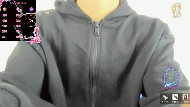 Snapshot of Maximiliano_Young chatting on 06-20-26, 12:08 Maximiliano Young online show from 06-20-26, 12:08