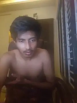 Snapshot of tamil_guy007 chatting on 06-12-26, 07:24 tamil guy007 online show from 06-12-26, 07:24