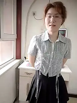 Snapshot of gaoyan880526 chatting on 06-18-26, 10:30 gaoyan880526 online show from 06-18-26, 10:30