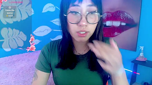 eli doll online show from 06-03-26, 11:24