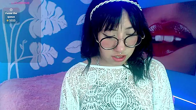 Snapshot of eli_doll chatting on 07-15-26, 11:26 eli doll online show from 07-15-26, 11:26