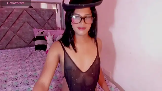 isabellaho1318 online show from 06-21-26, 06:27